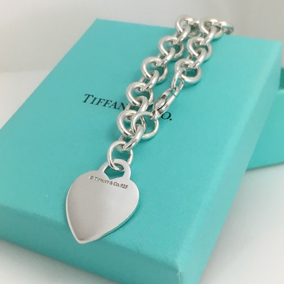 7" Tiffany & Co Blank Heart Tag Charm Bracelet in Silver Blue Box or Pouch - Picture 2 of 6